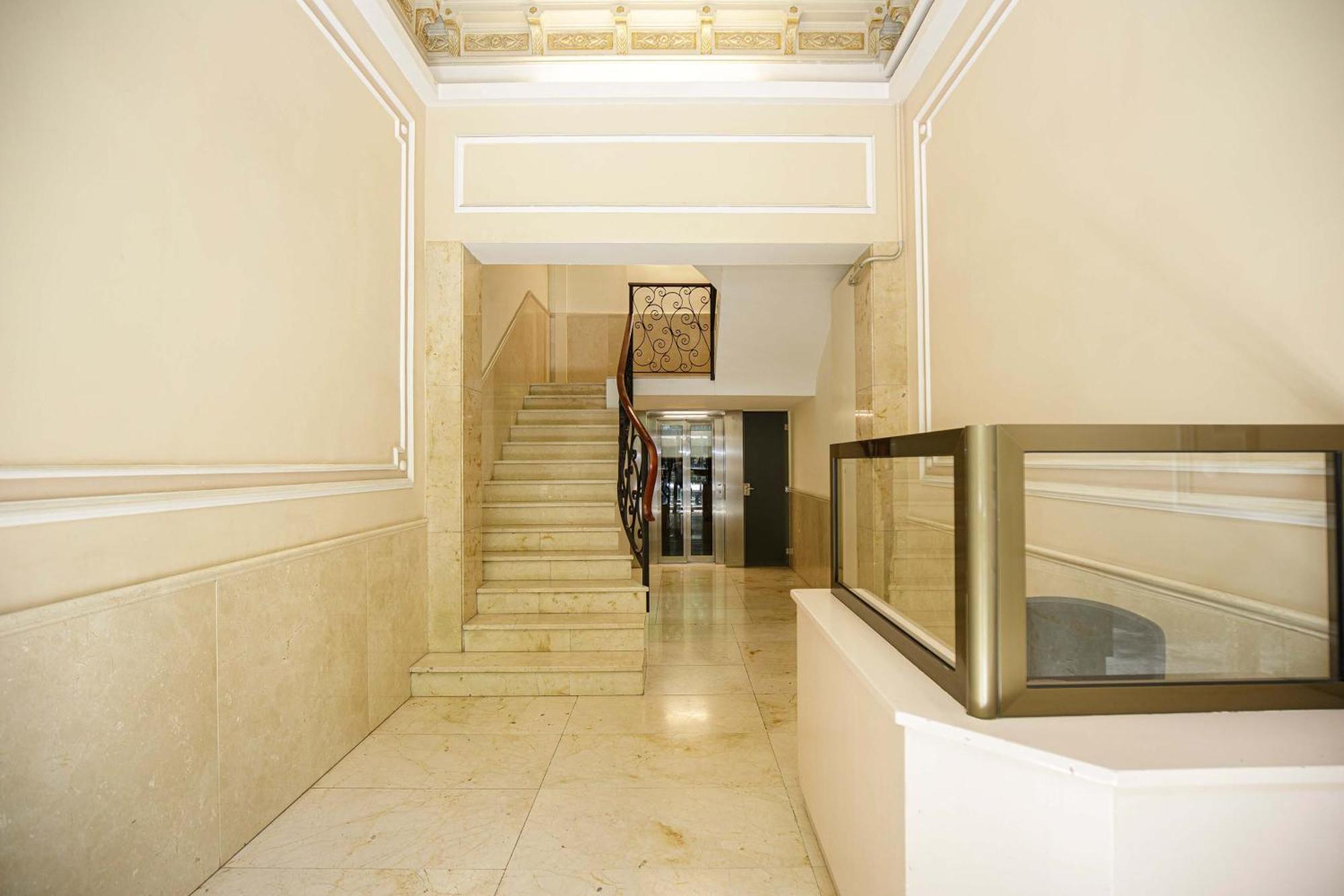 Stay U-Nique Apartments Rambla Catalunya VI Барселона Экстерьер фото